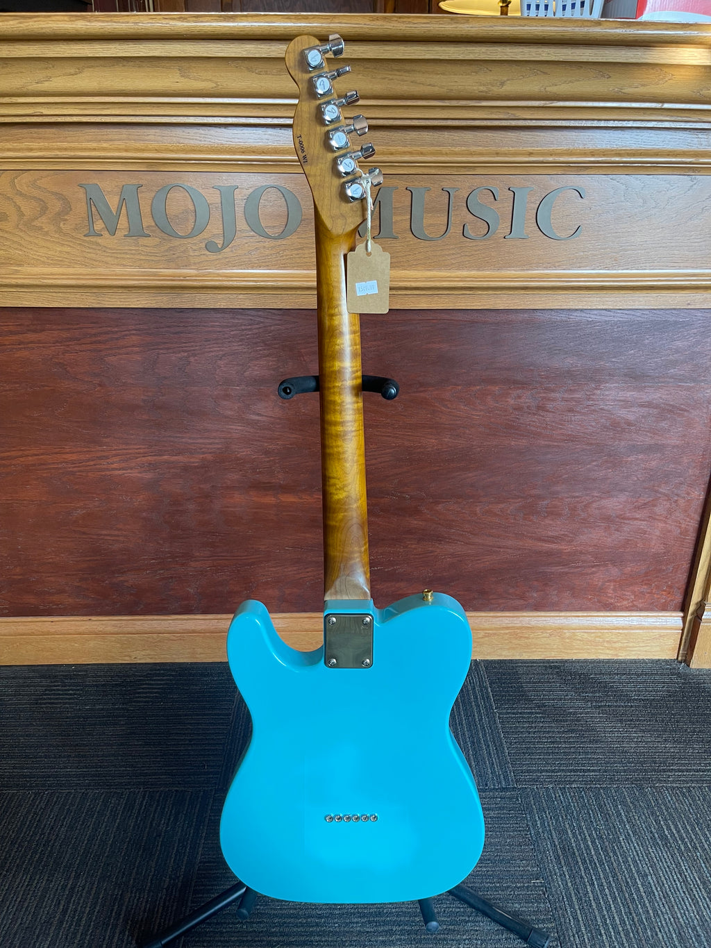 Trevis Custom T-Style Electric Guitar – Turquoise Blue – Mojo Music In-House Build