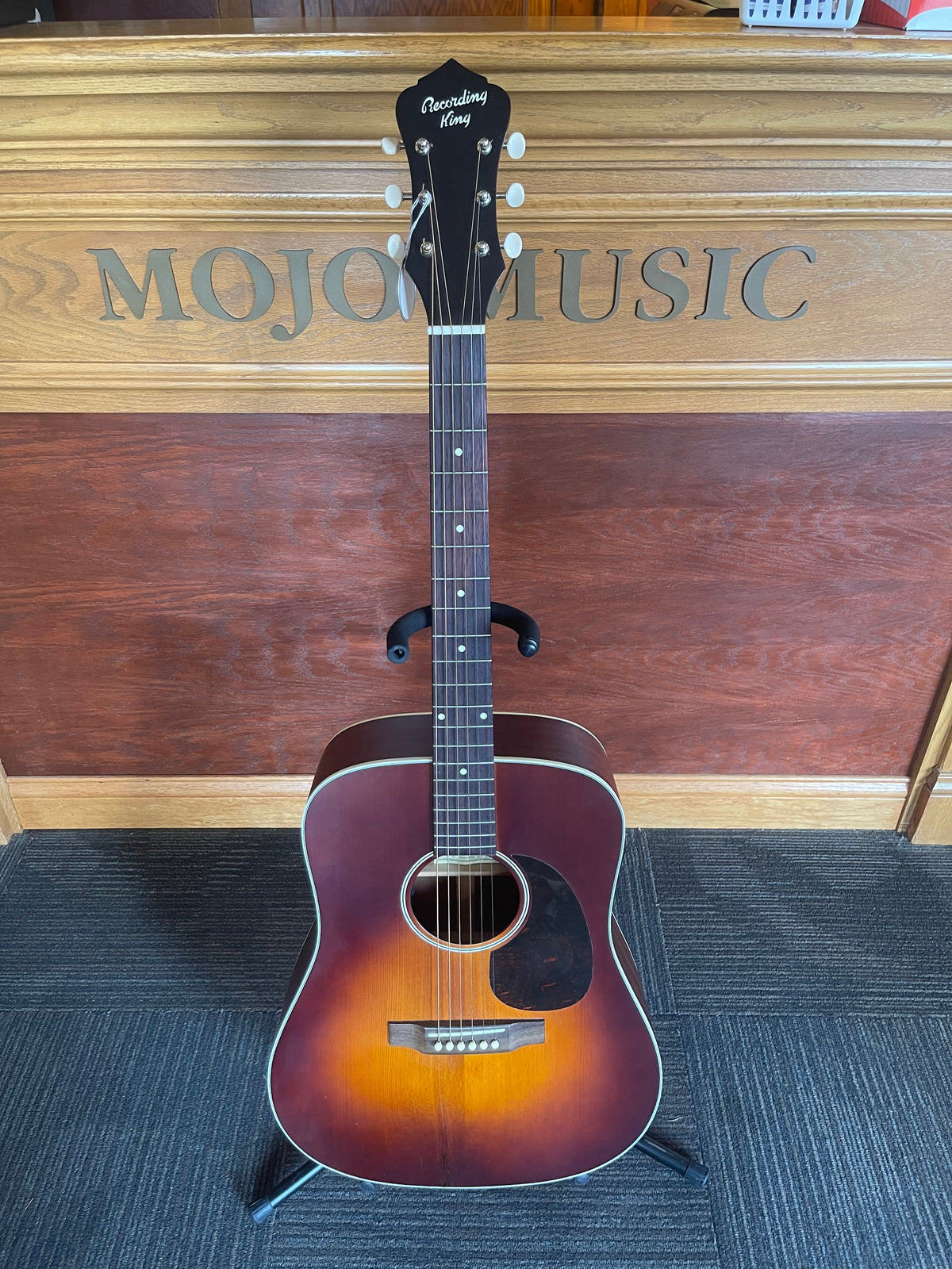Used Recording King RDS-11-FE3-TBR Acoustic-Electric Guitar – Sunburst - shipping included