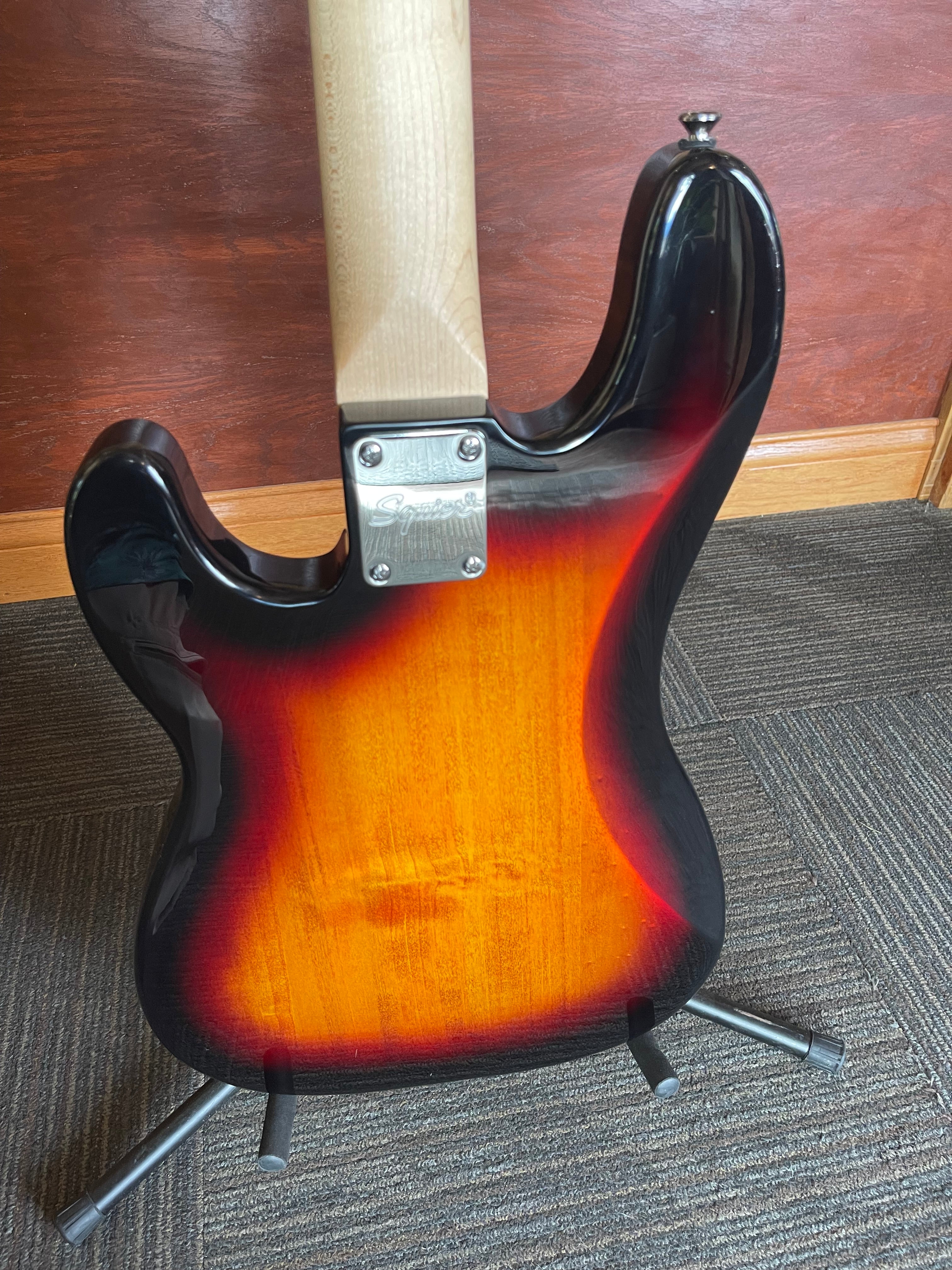 Squier Precision Bass TobaccoBurst