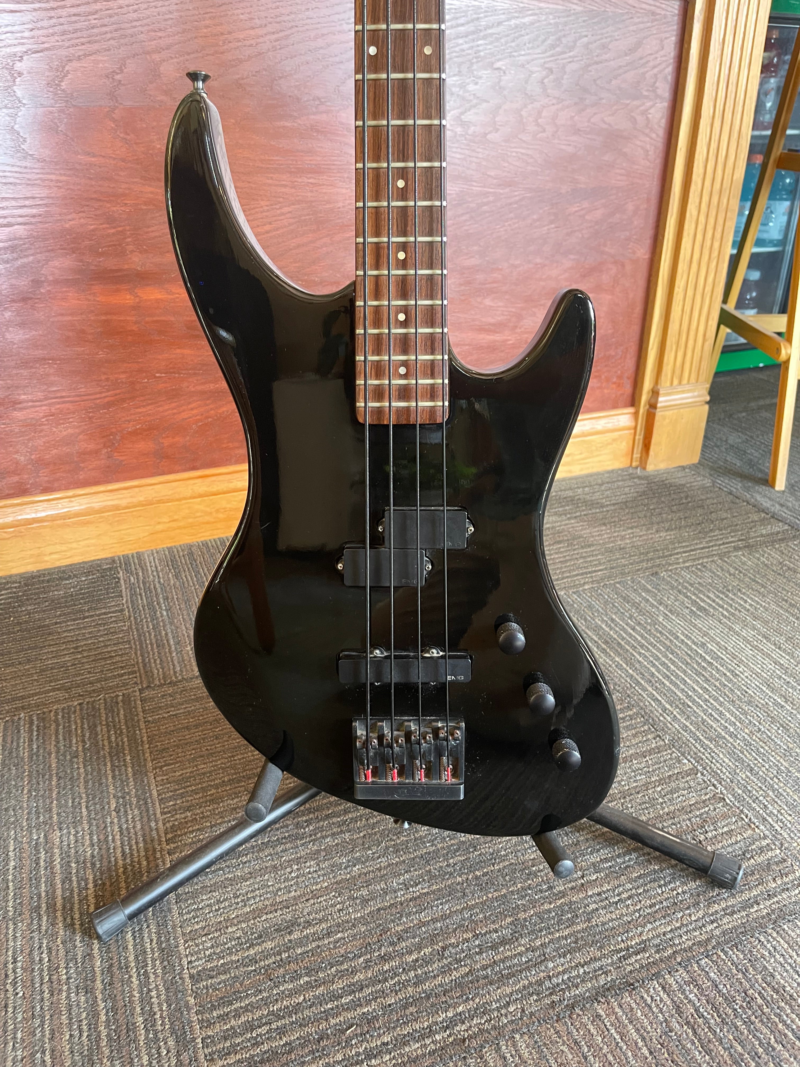 Guild Pilot 4-String Electric Bass