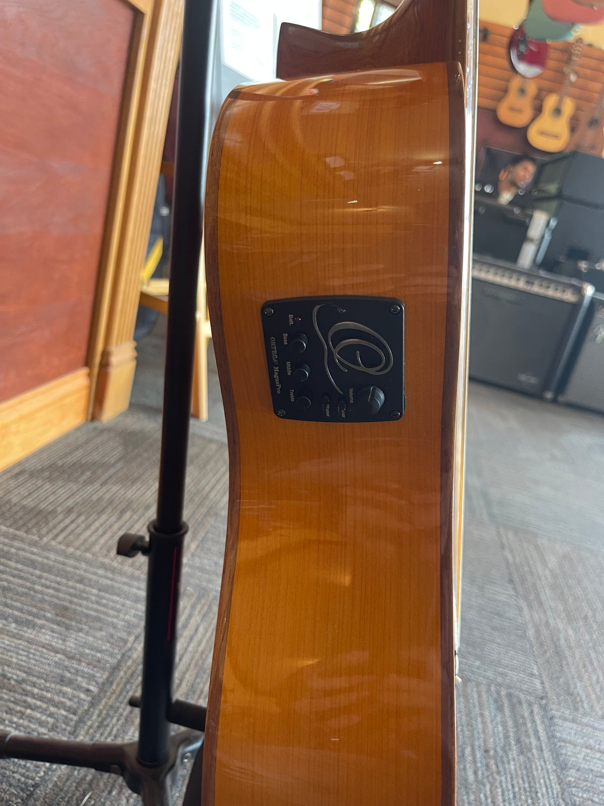 Ortega RCE170F Family Series Pro Flamenco Acoustic-Electric Guitar – Yellow Gloss used - shipping included